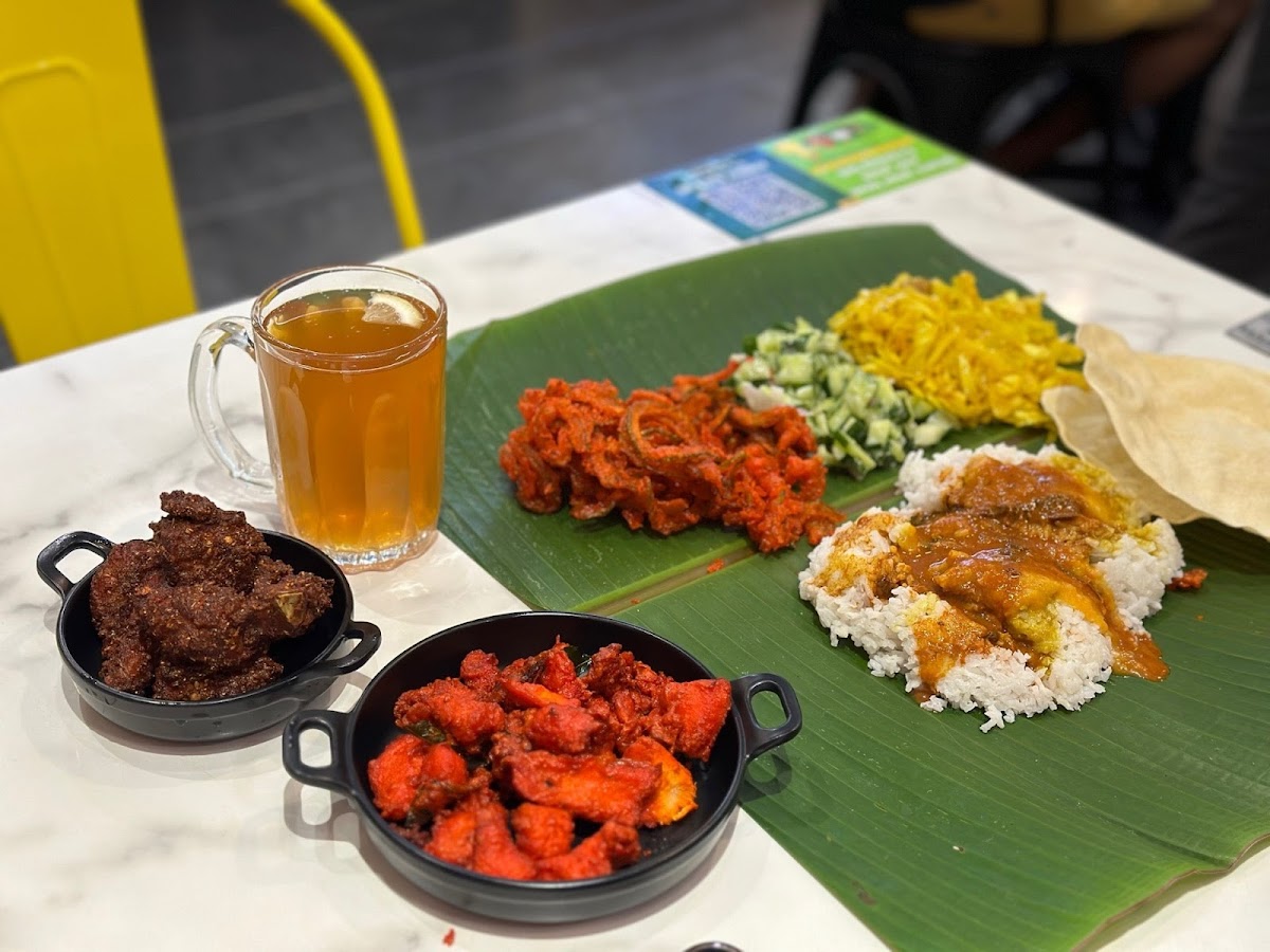 BananaBro Mid Valley Megamall - Photo 2