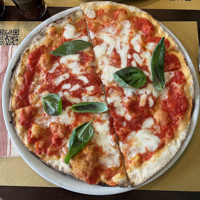 Pizza Margherita