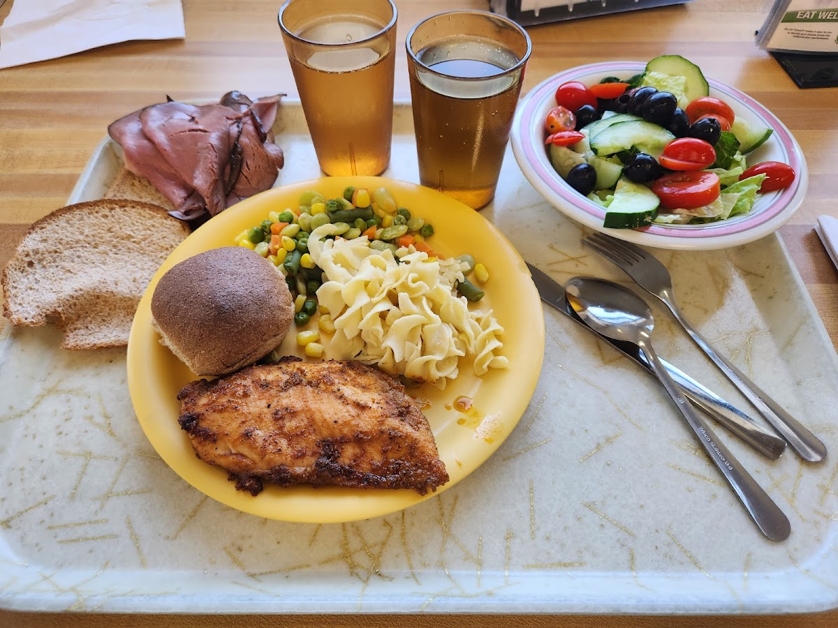 Guns and Rockets Dining Facility - Photo 5