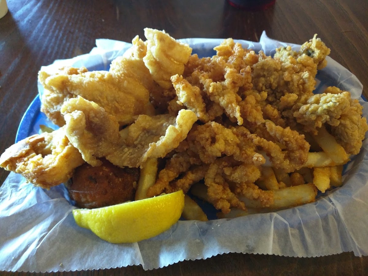 Oyster House Restaurant - Photo 1