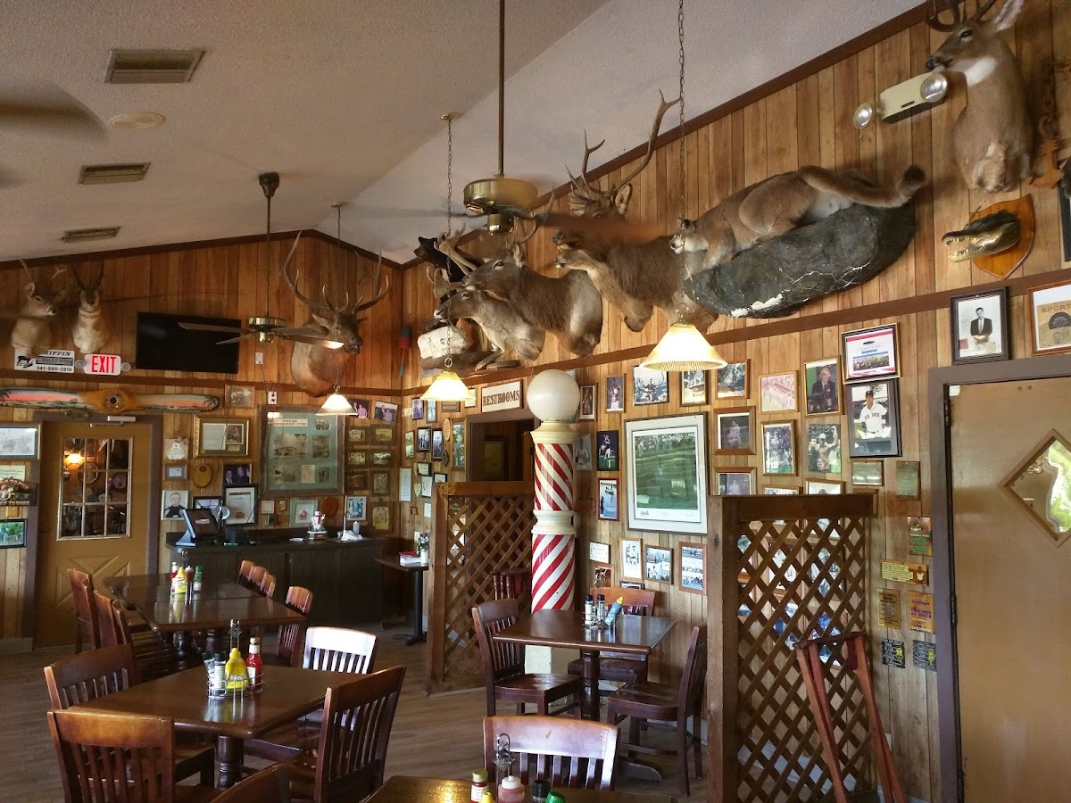 Oyster House Restaurant - Photo 2