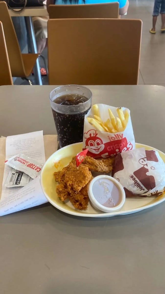 Jollibee Ipil Rotonda - Photo 2