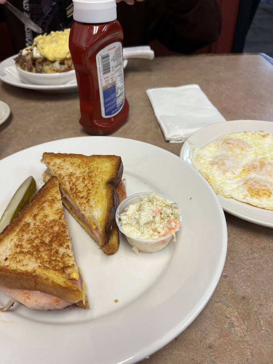 Michael's Pancake House - Photo 2