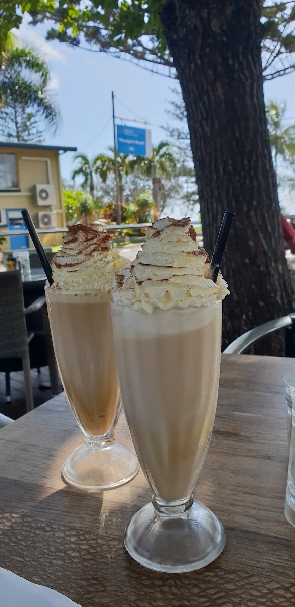 Serenity Cove Cafe - Photo 9