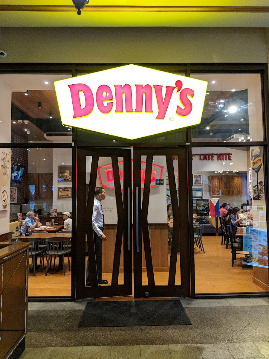 Denny's Venice Grand Canal Mall