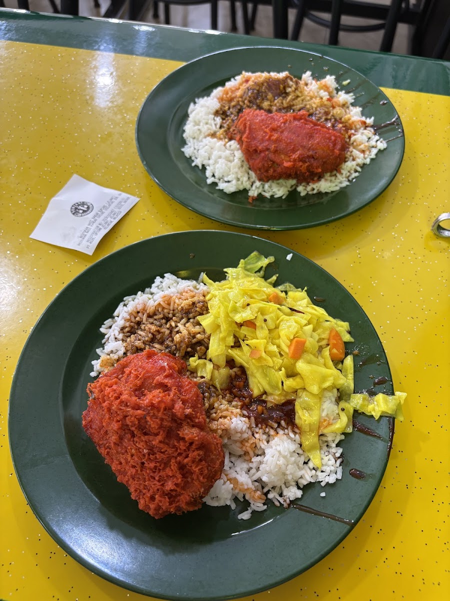 Restoran Nasi Kandar Suriani - Photo 2