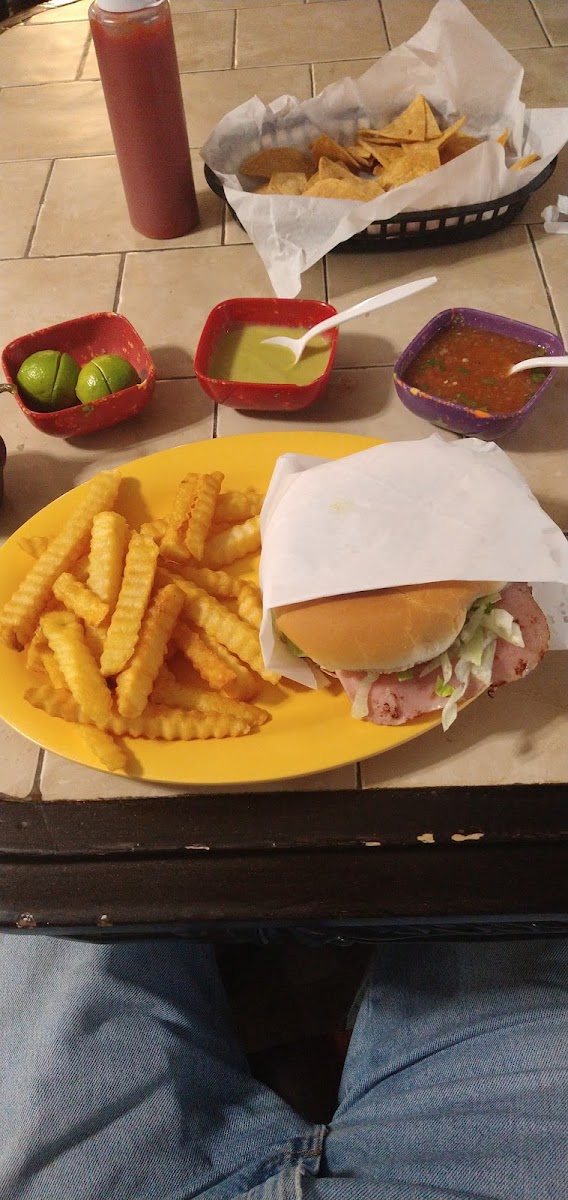 Tacos AKA #3 - Photo 6