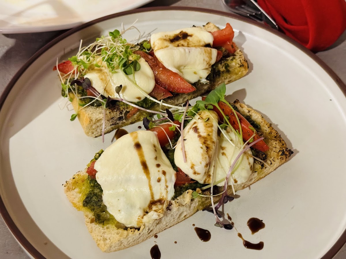 Tutto Pepe Osteria - Photo 2