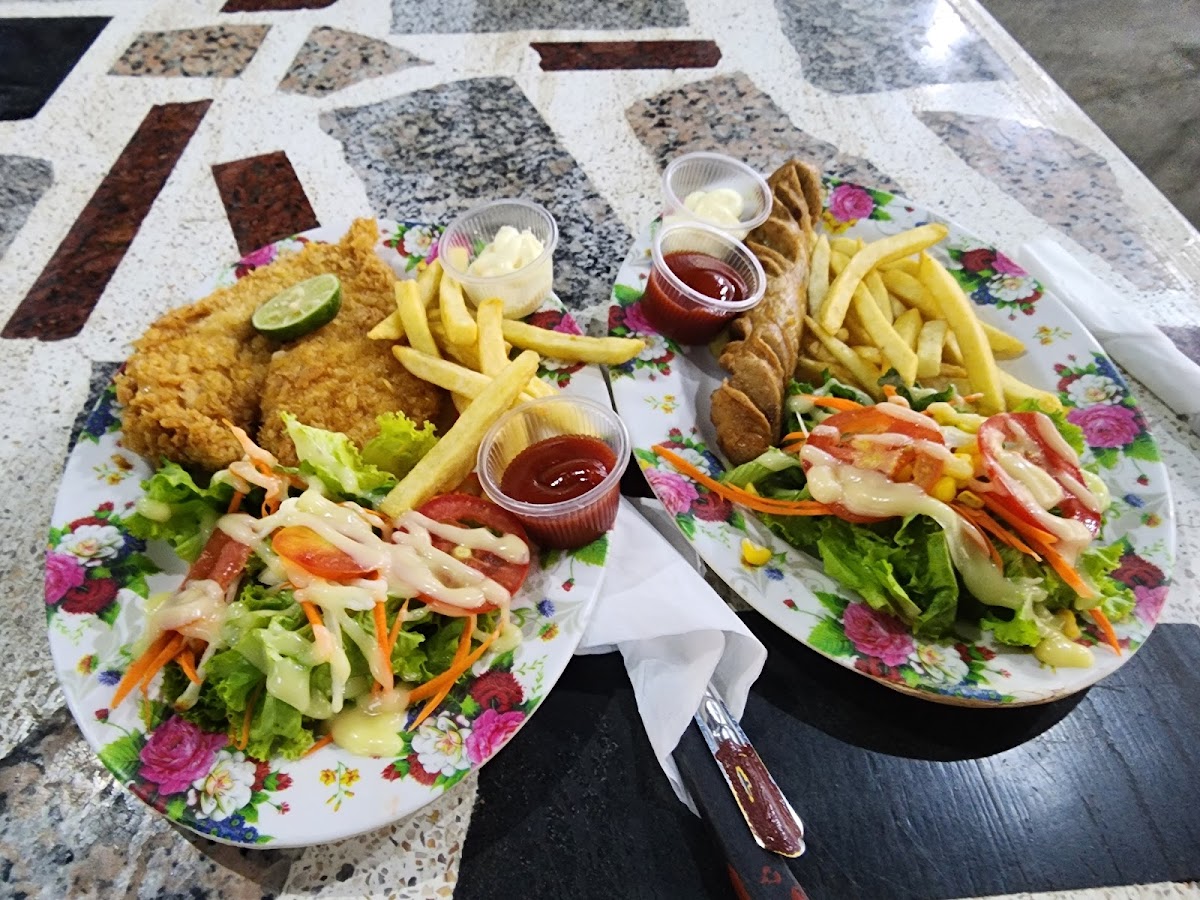 German Schnitzel & Currywurst House - Photo 4