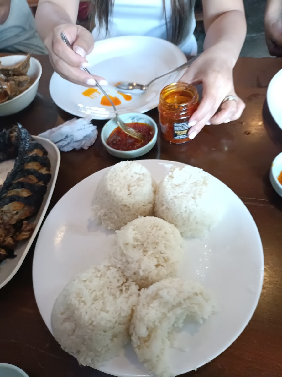Jorjhane's Lomi Hauz & Eatery - Photo 6
