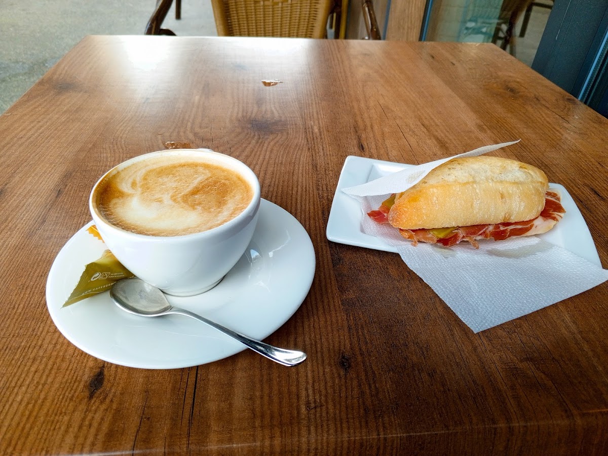 Cafetería Saint Germain - Photo 1
