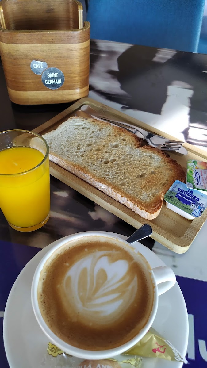Cafetería Saint Germain - Photo 8