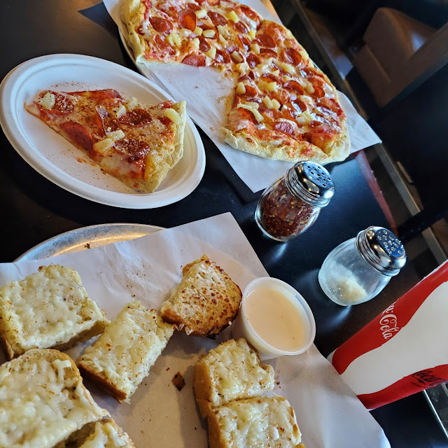 Pineapple Pepperoni Pizza