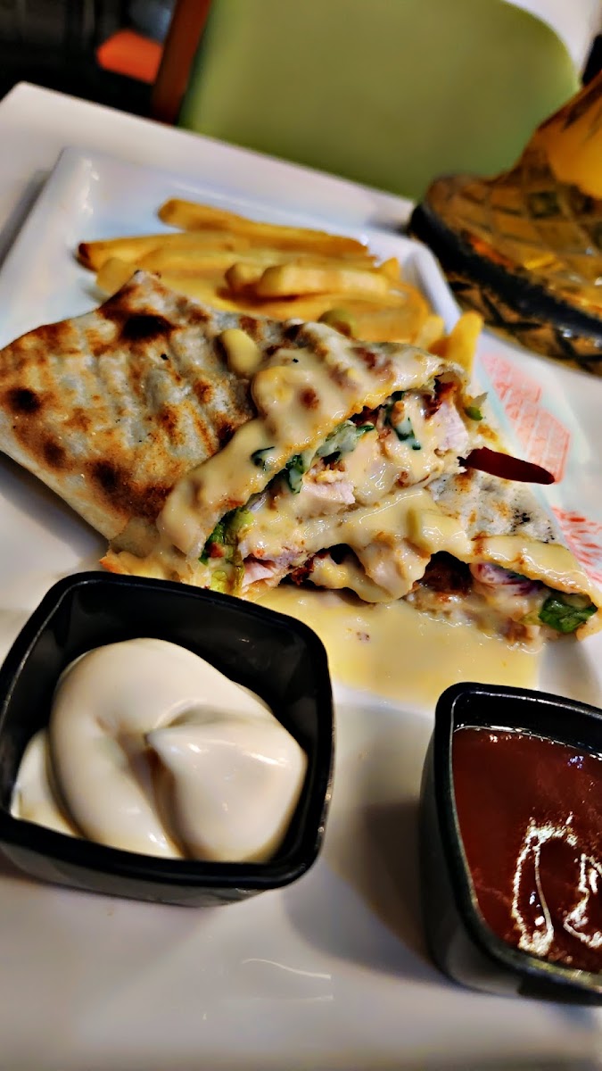 Umbrella Coffee & Food - Photo 8