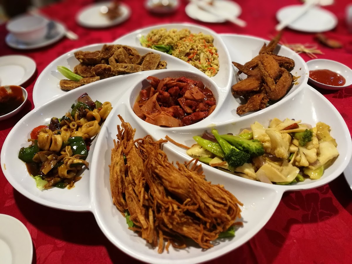 Restoran Ing Hua - Photo 1