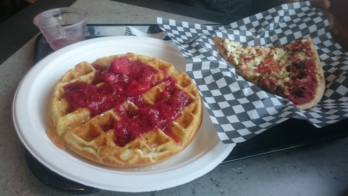 Papa Peppie's Pizza - Photo 6