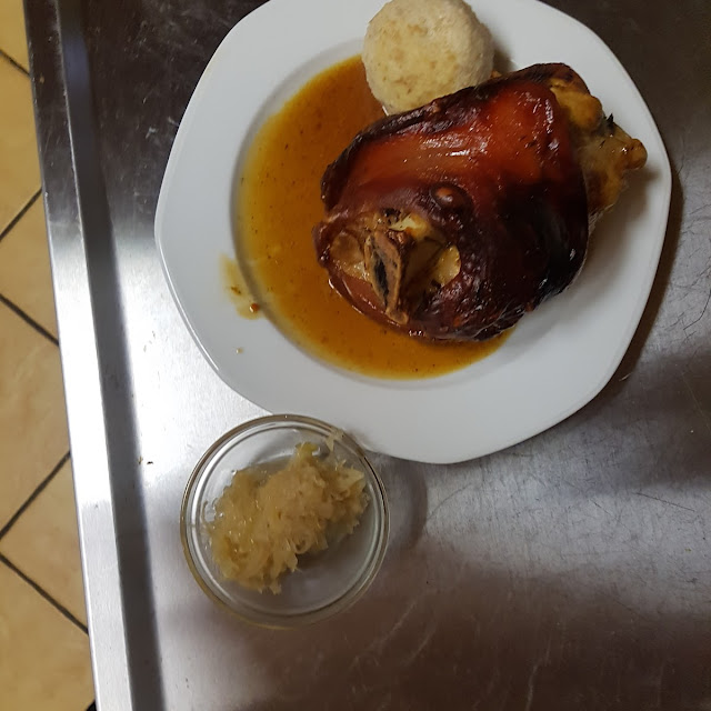 Schweinshaxe