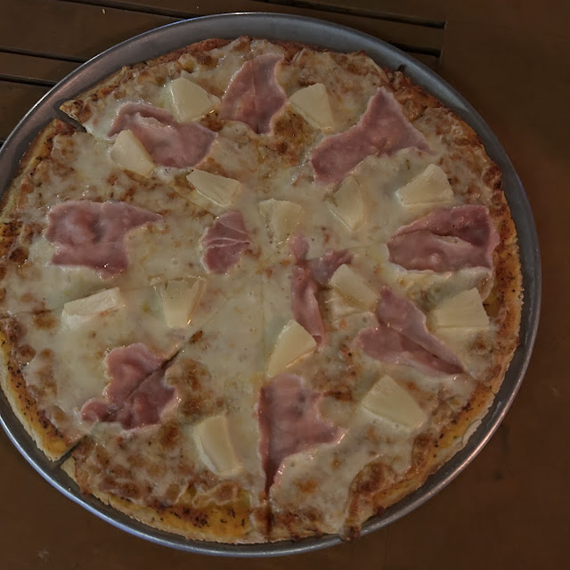 Hawaiian Pizza