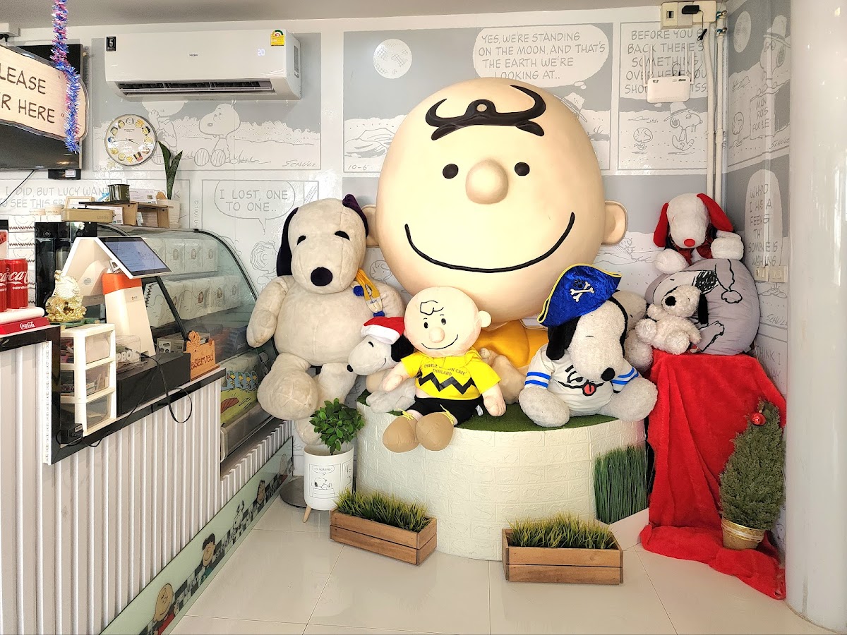 Charlie Brown Cafe - Rama 3 - Photo 3