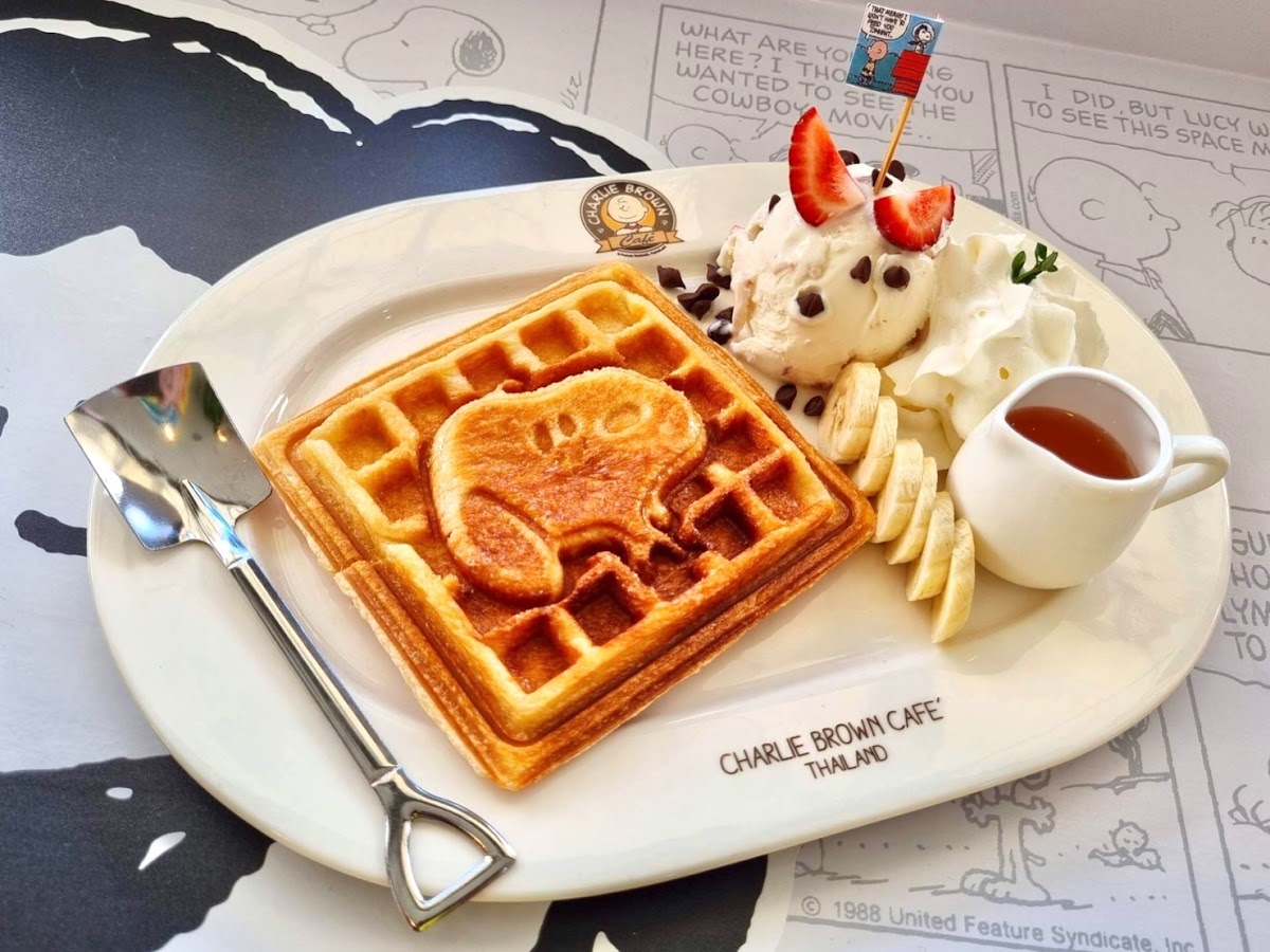 Charlie Brown Cafe - Rama 3 - Photo 4