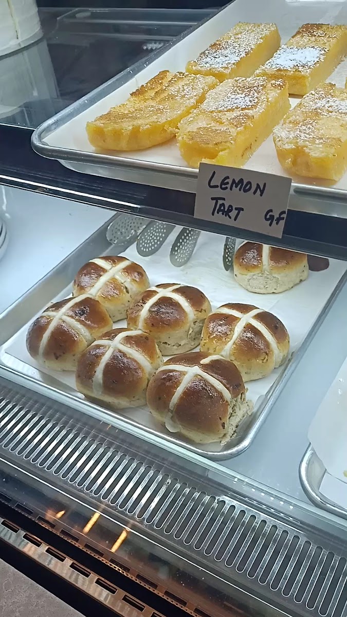 andus bakes & cafe - Photo 1