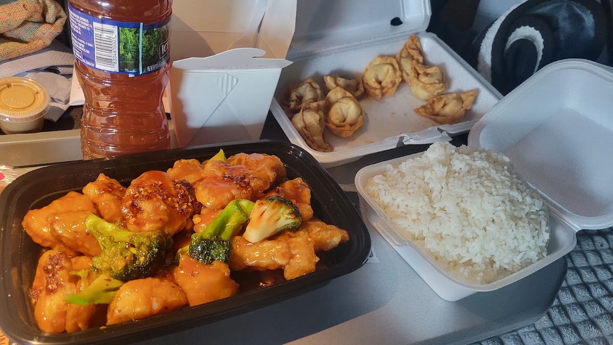 Lam Taste Chinese Takeout - Photo 2