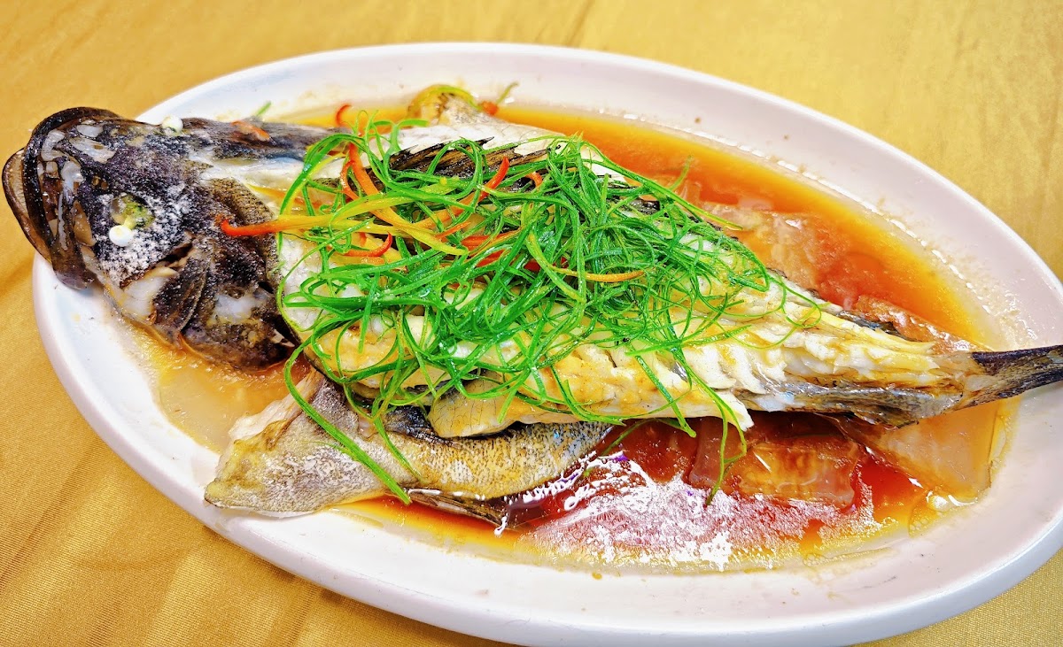 Golden Lantern Chinese Restaurant - Photo 8