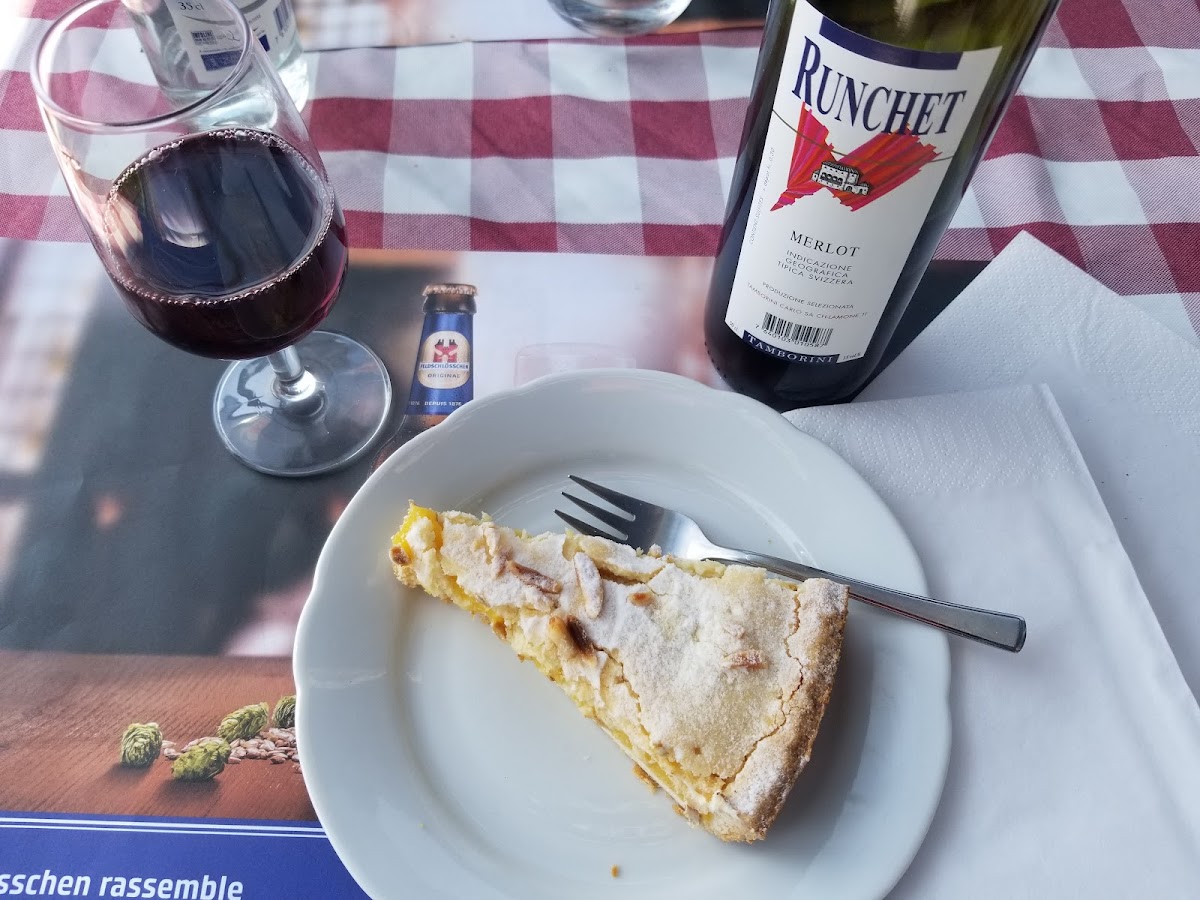 Osteria Funicolare Monte Bre - Photo 9