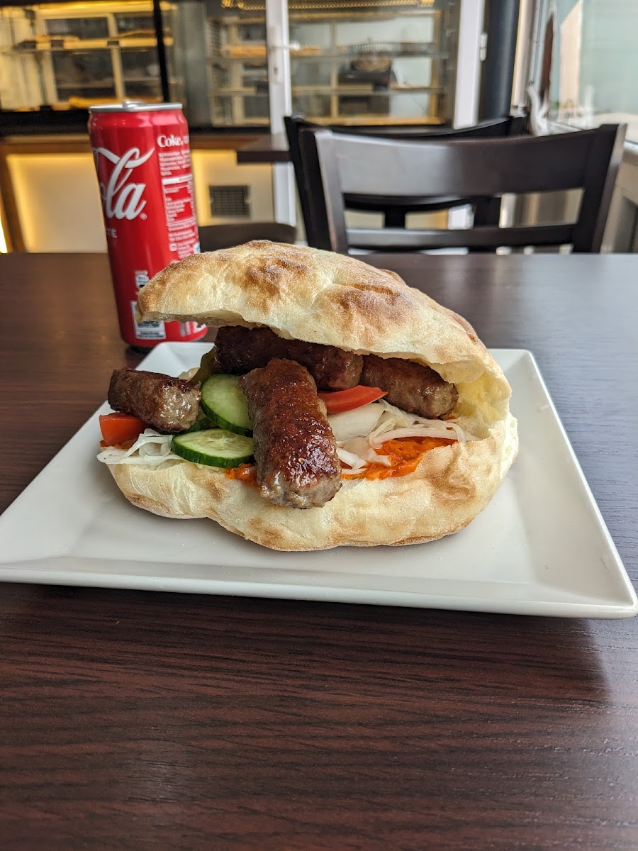 Rian Balkan Imbiss - Photo 4