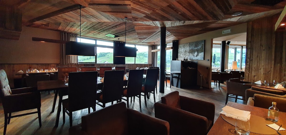 Alpina Chalet Grill and Bar