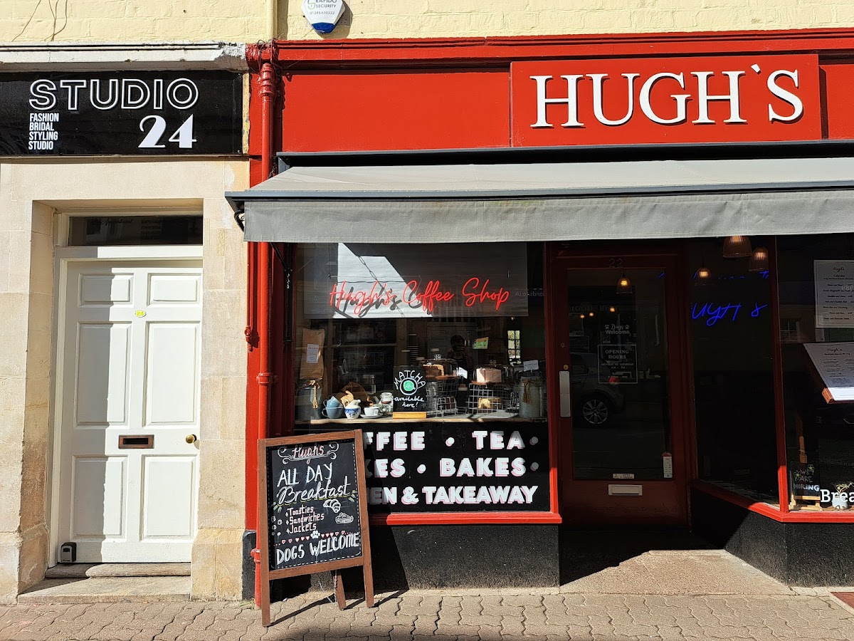 Hugh's - Photo 2