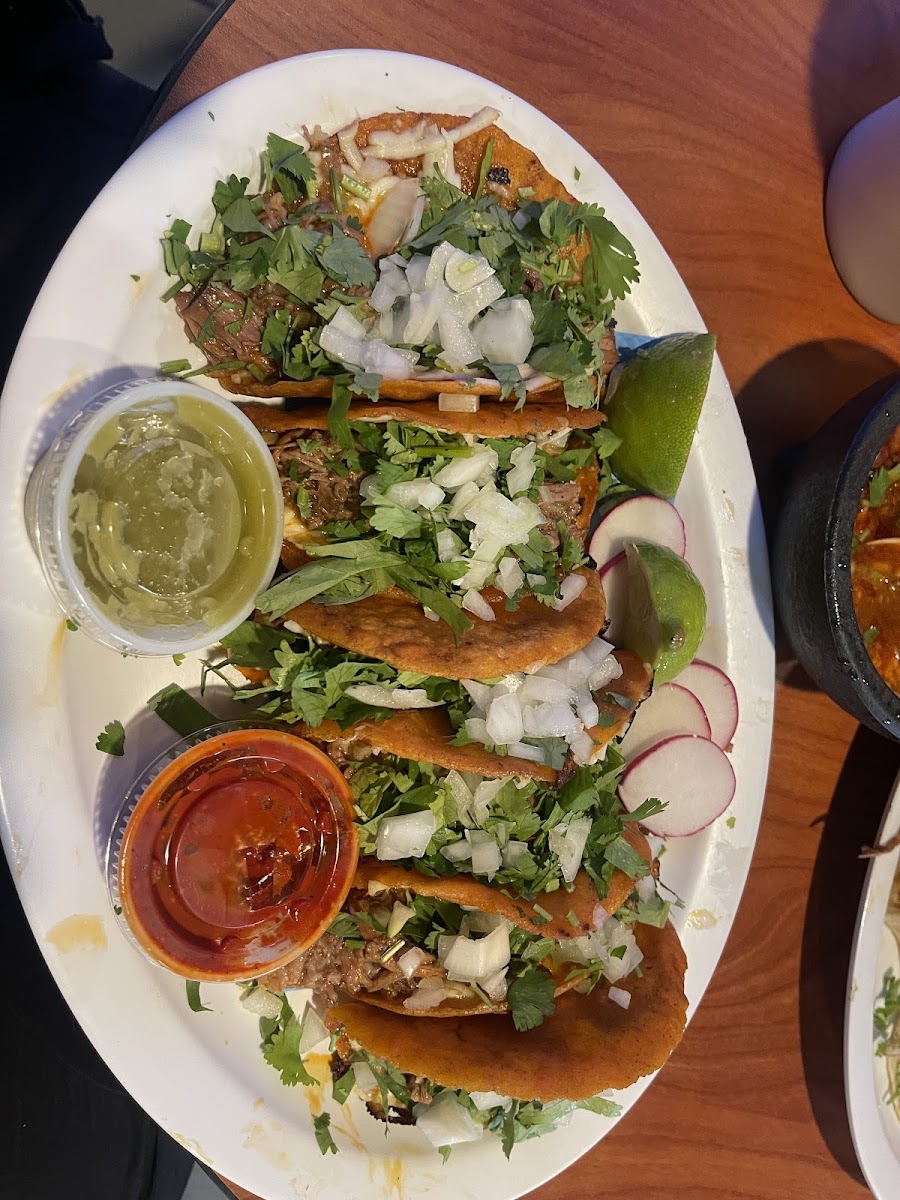 Los 2 Pollos Taqueria - Photo 6