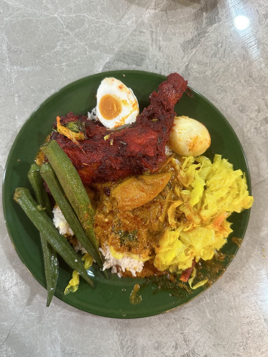 Restoran Nasi Kandar Maju & Maju - Photo 2