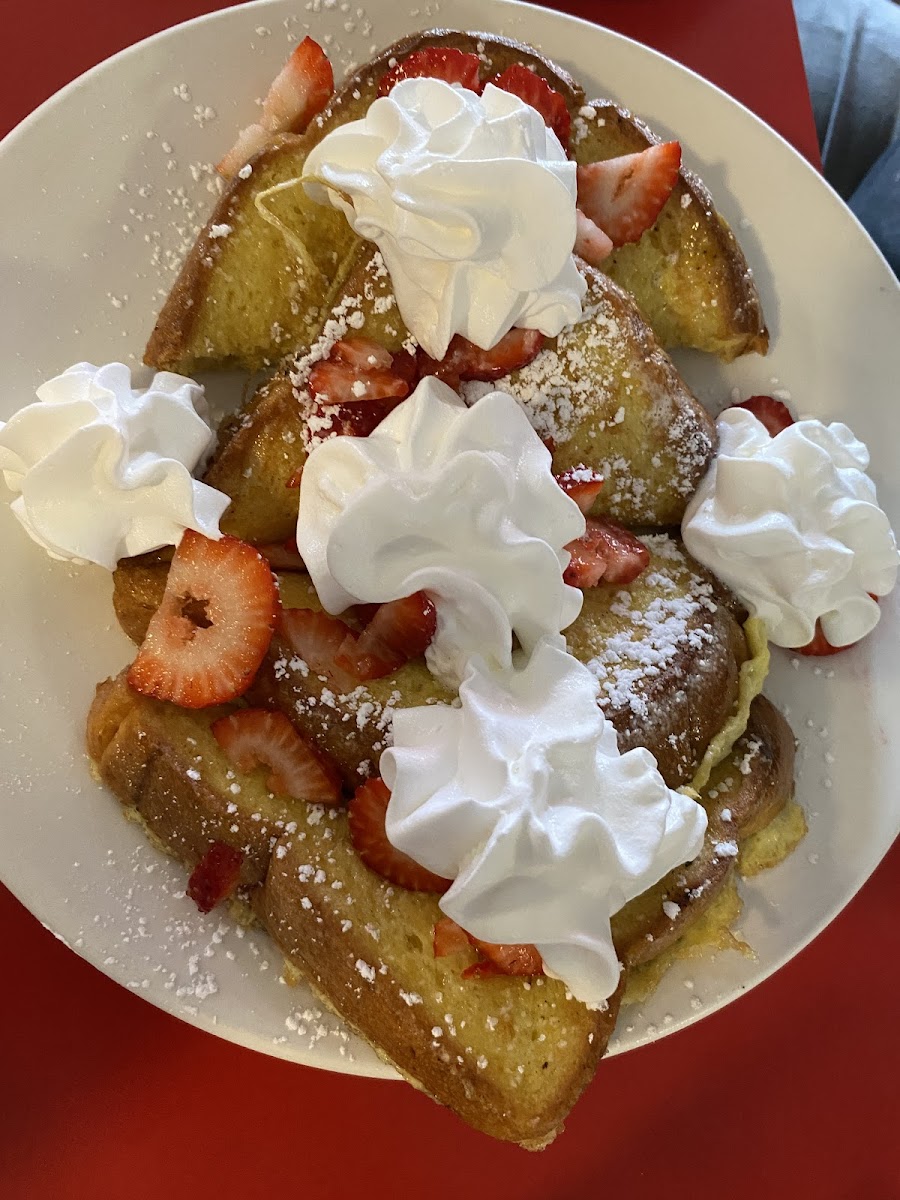 Bonny's Cafe - Photo 8