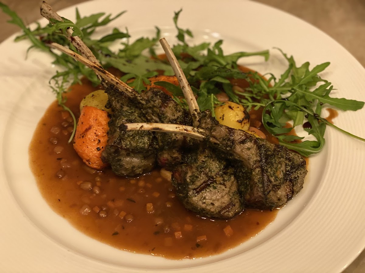Grill Bar Steakhouse - Photo 7