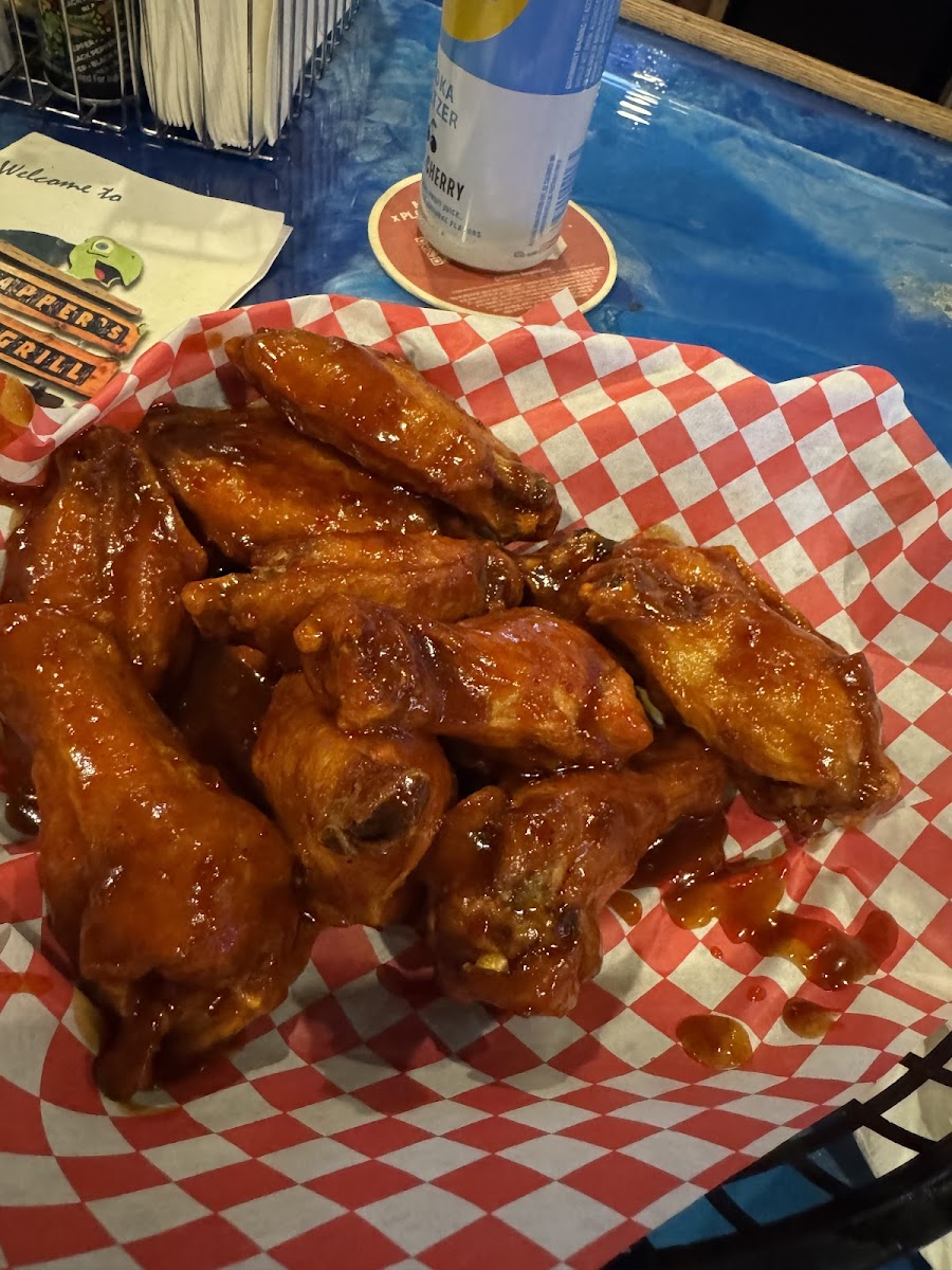 Snapper's Bar and Grill - Photo 1