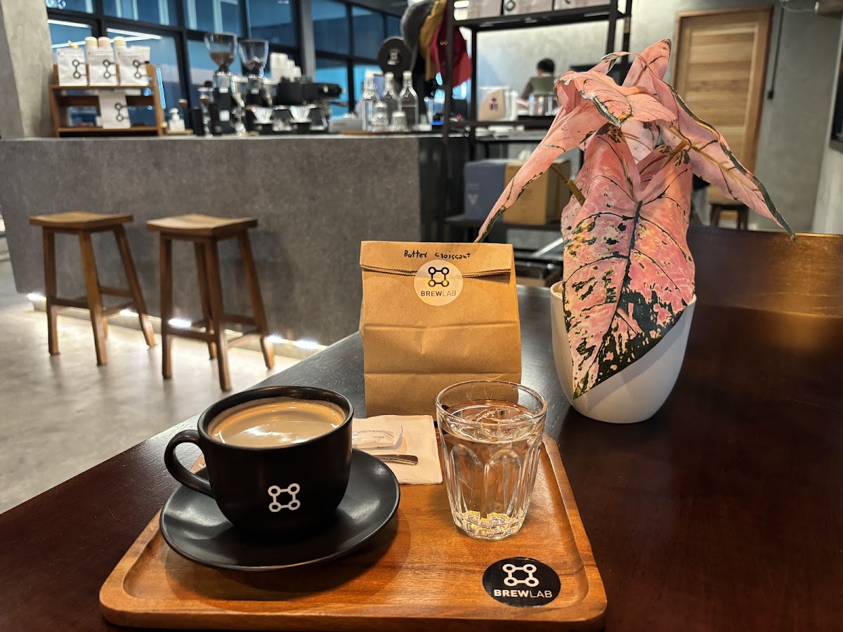 Brewlab Cafe Ari - Photo 3