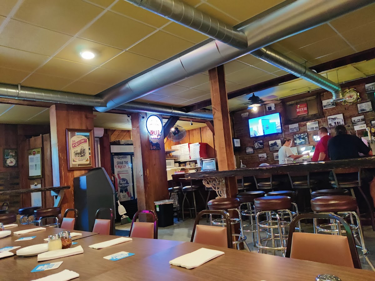Lakeview Tavern