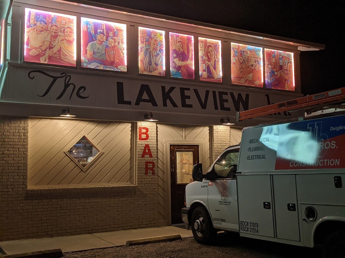 Lakeview Tavern - Photo 4