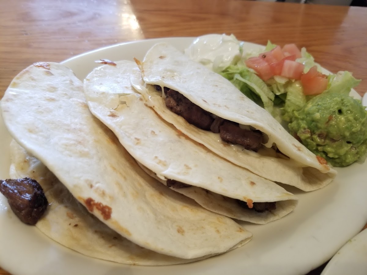 Pablo's Mexican Restaurant - Photo 6