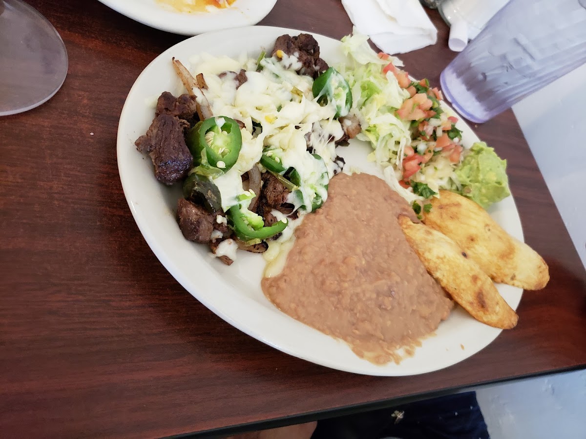 Pablo's Mexican Restaurant - Photo 7