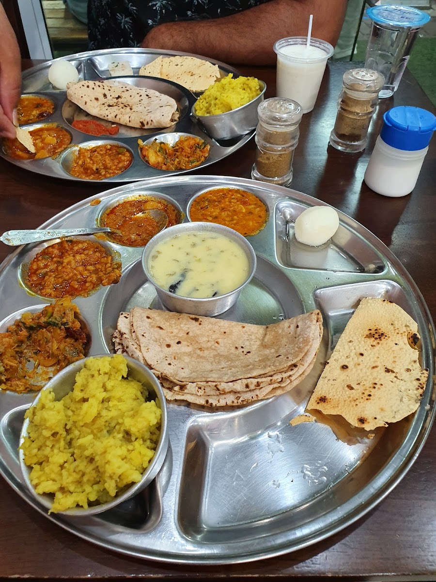 Tulsi Gujarati Restaurant - Photo 6