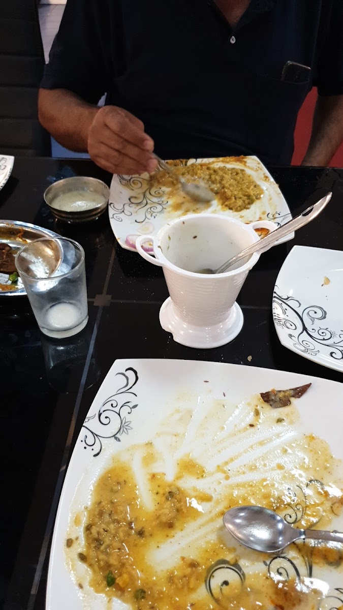Tulsi Gujarati Restaurant - Photo 8