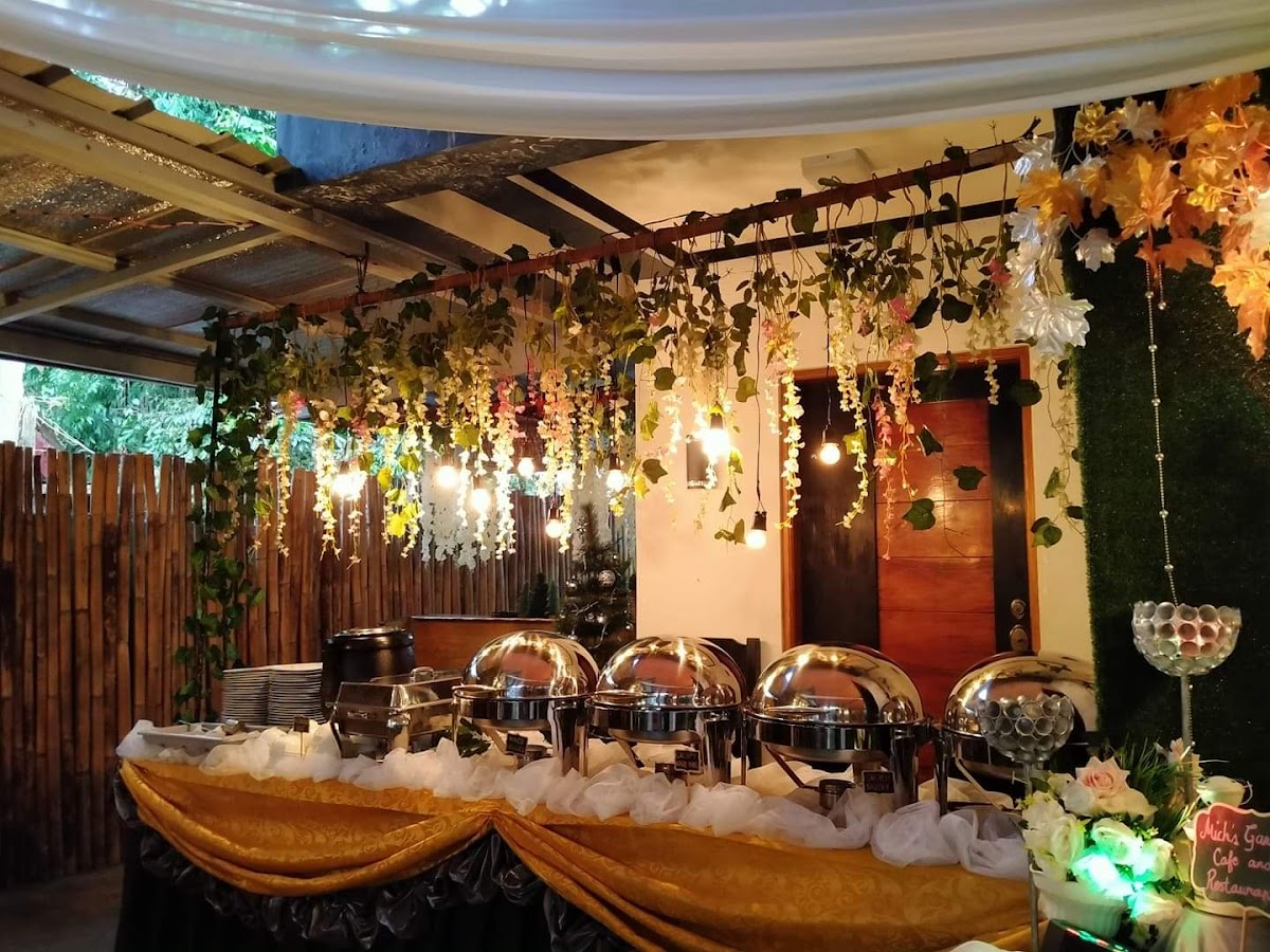 Mich's Garden Cafe And Restaurant