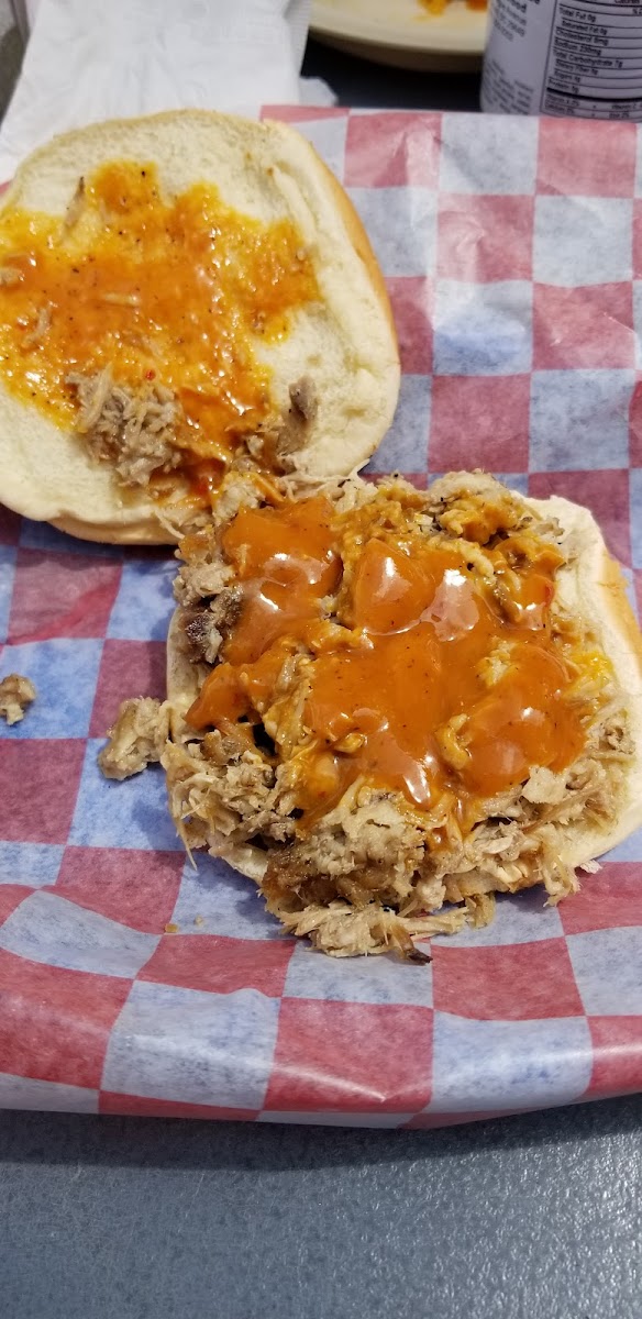 Carolina Barbecue Shack - Photo 6