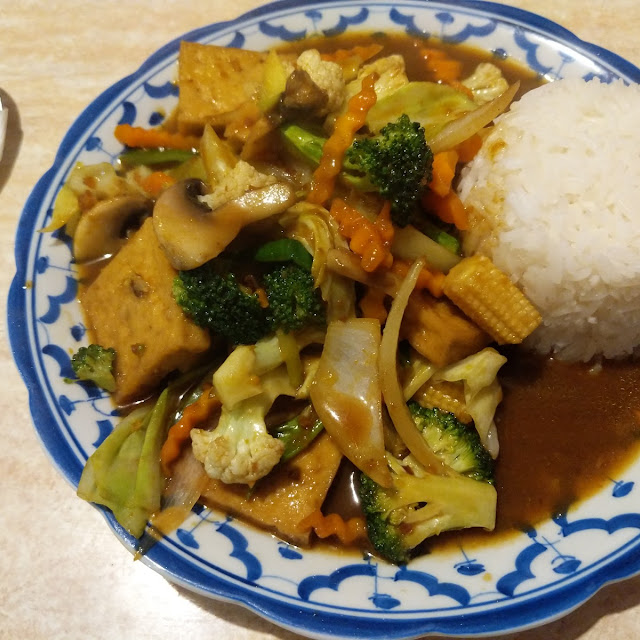 J5 - Pra Ram Long Song Tofu
