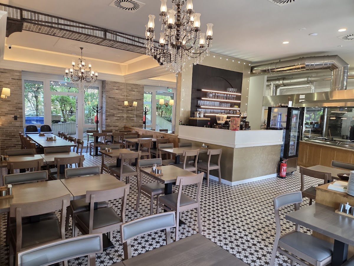 La Fiamma Restaurant