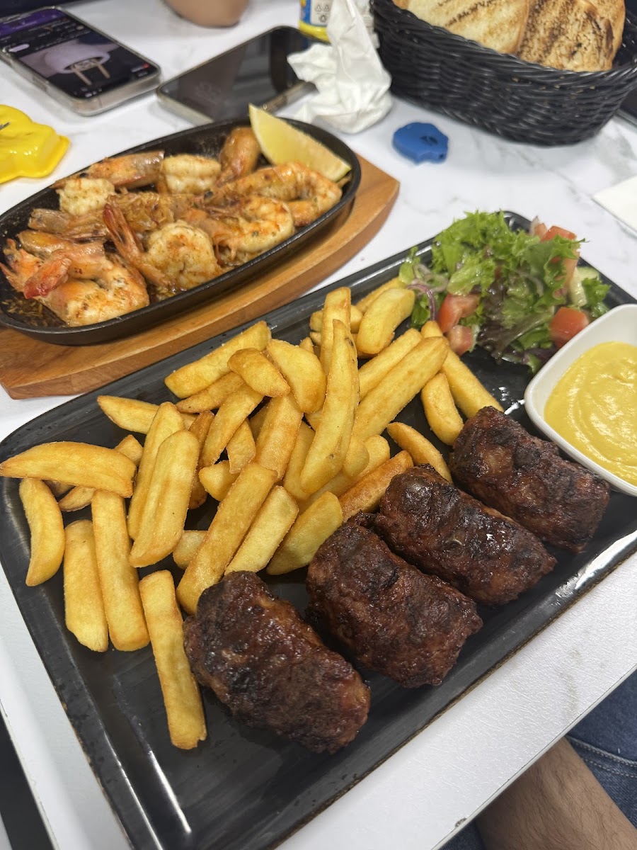 Mario Grill - Photo 2