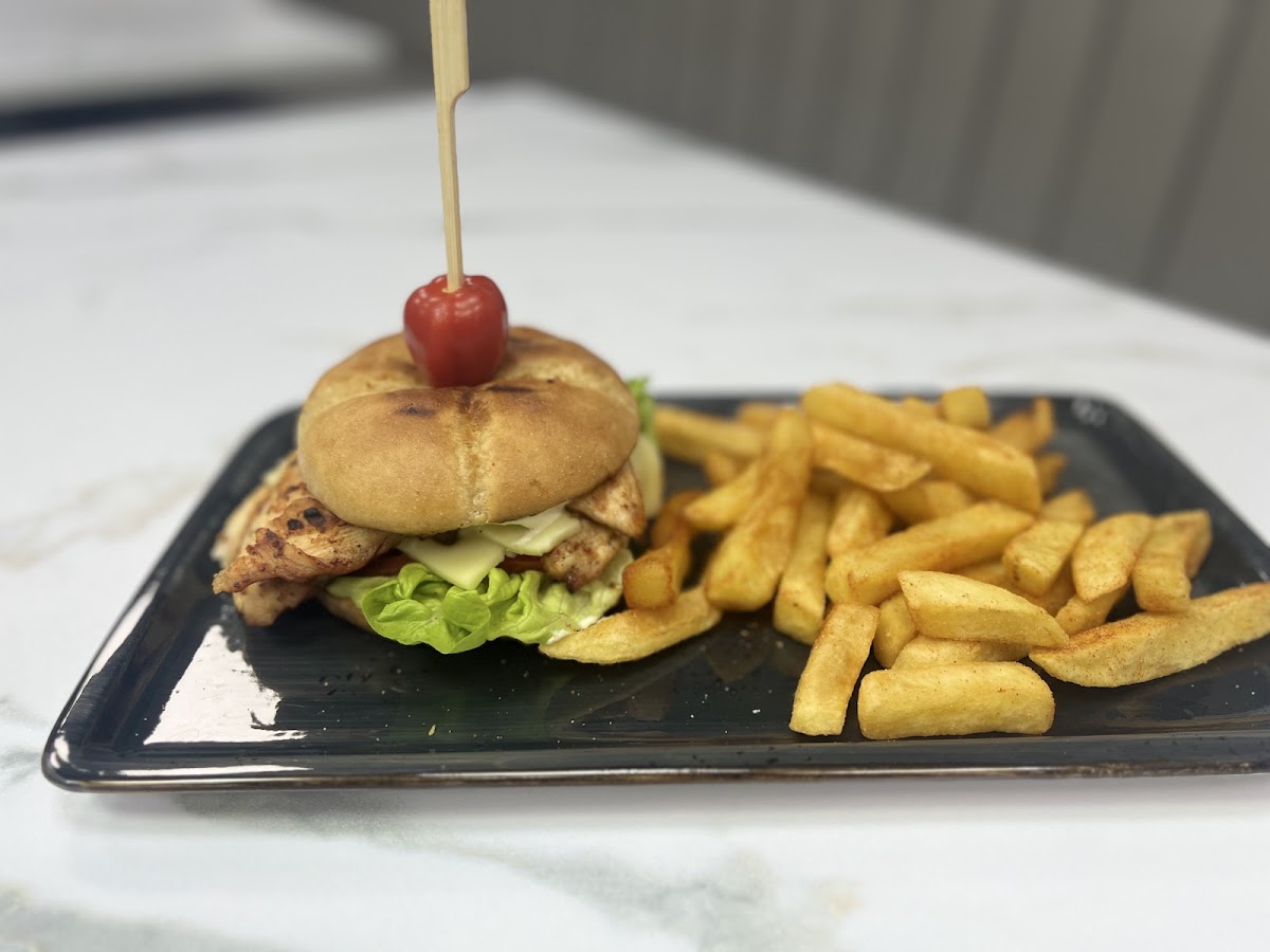 Mario Grill - Photo 3