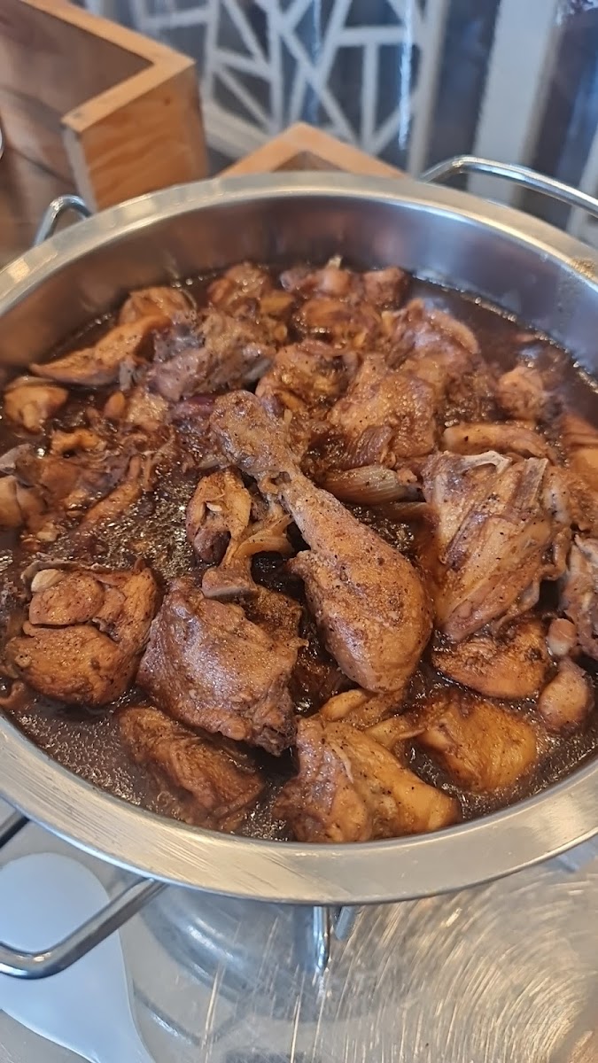 Maluzo Restaurant - Photo 9